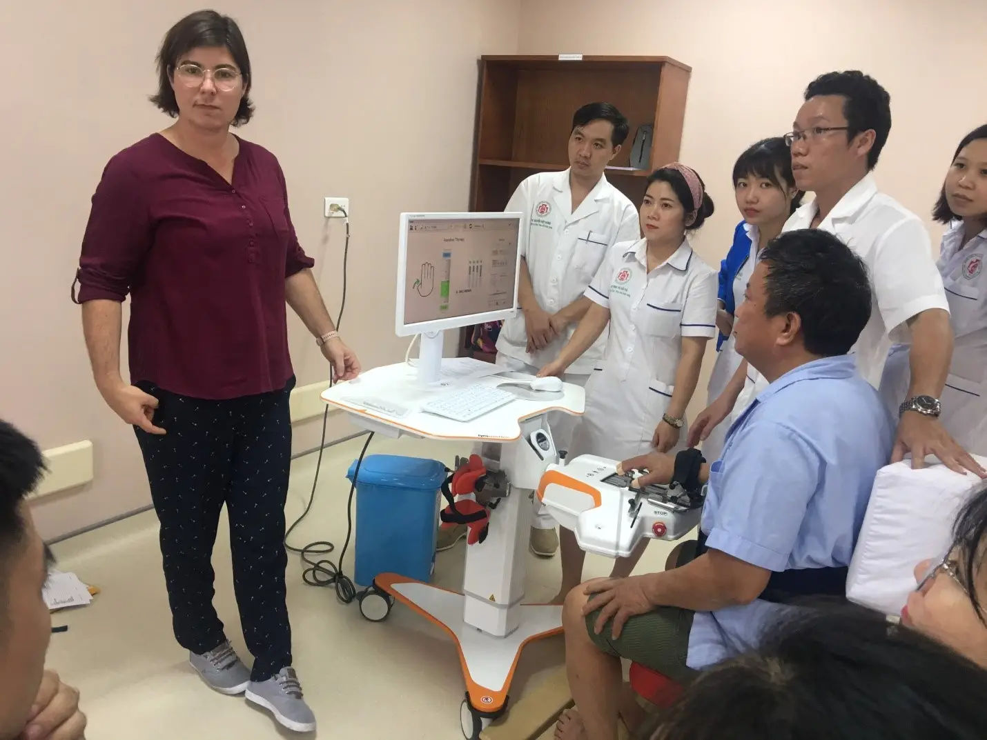 Máy tập hồi phục chức năng tay